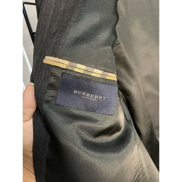 Burberry London Men's Blazer 100% Wool Size 44R - Picture 6 of 8